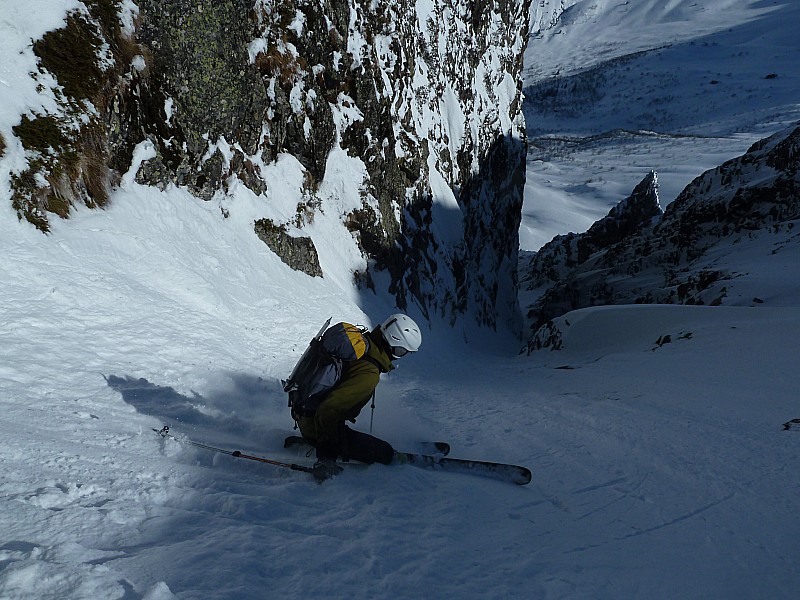 #14 Mouchillon oriental : Partie haute du couloir assez délicate. Mouchillon oriental : Partie haute du couloir assez délicate.