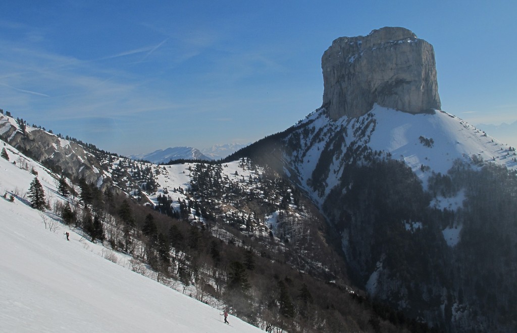 #1 Montée face au Mont Aiguille Montée face au Mont Aiguille
