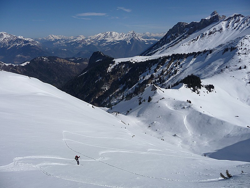 #16 Bon ski : sous la face Bon ski : sous la face