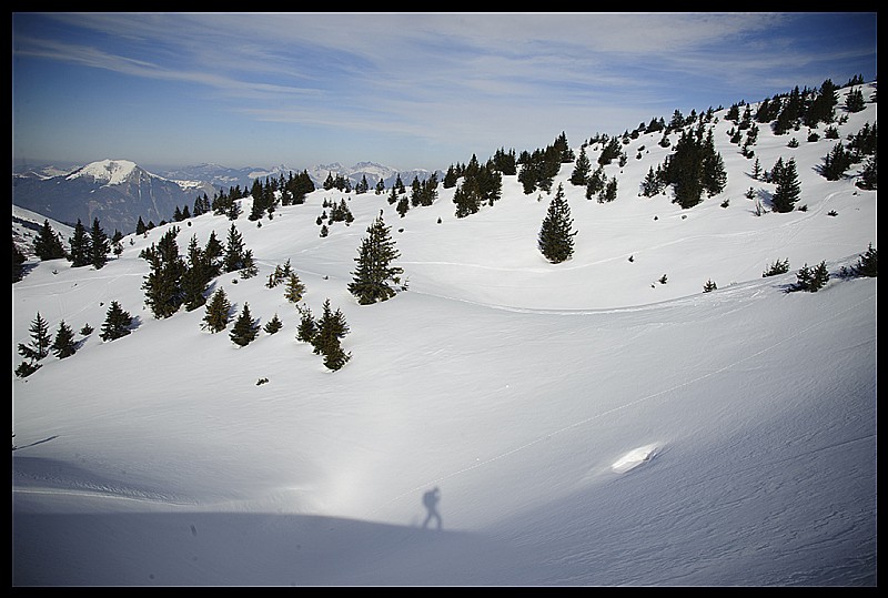 #2 Montée : Ombre et vue sur le Mole Montée : Ombre et vue sur le Mole