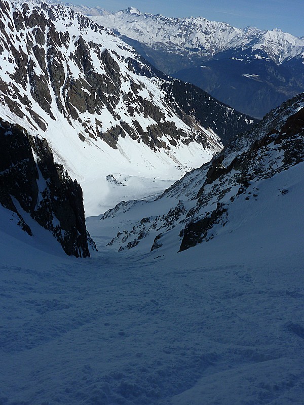 #18 après les 4 skieurs : tout à refaire... Heureusement, il en reste largement assez pour se faire plaisir! après les 4 skieurs : tout à refaire... Heureusement, il en reste largement assez pour se faire plaisir!