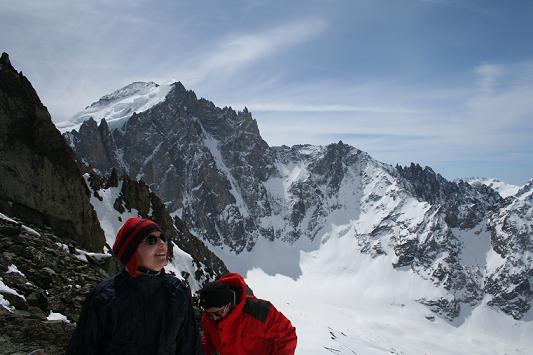 #3 christine à la brêche : il fait pas chaud et va falloir redescendre le couloir trafolé par la foule... christine à la brêche : il fait pas chaud et va falloir redescendre le couloir trafolé par la foule...