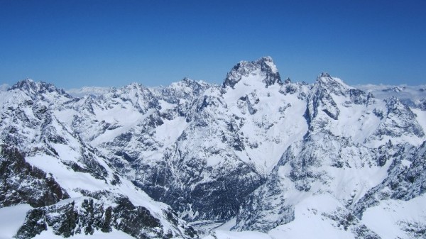 #4 Barre des Ecrins : La Barre des Ecrins vue du Sommet des Rouies Barre des Ecrins : La Barre des Ecrins vue du Sommet des Rouies