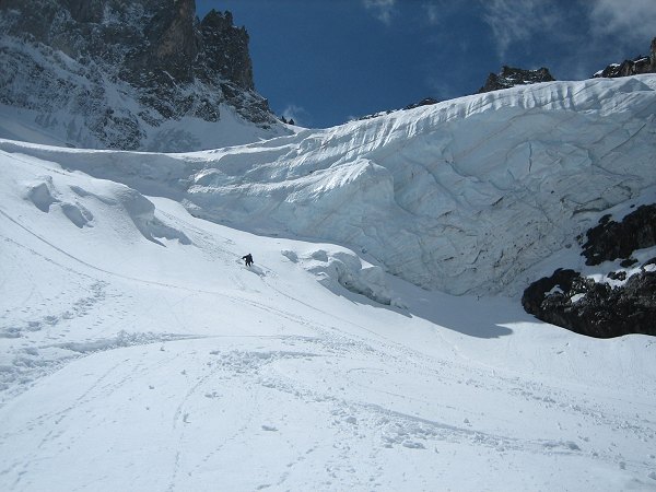 #9 Au milieu des séracs : au milieu de la première barre de séracs Au milieu des séracs : au milieu de la première barre de séracs