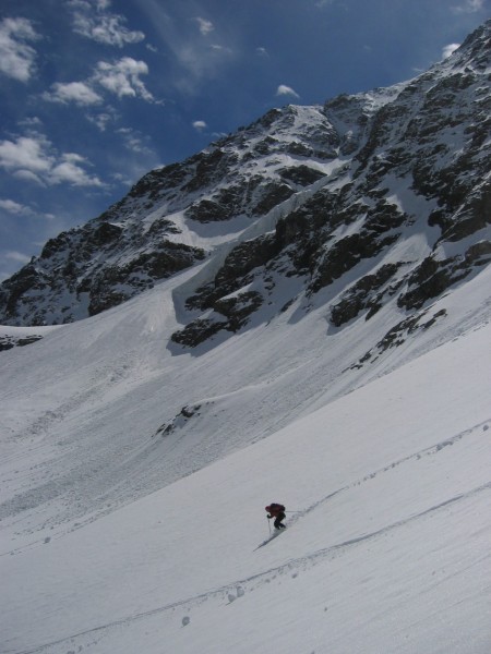#3 Sauve qui peut! : ben ouai, faut dire qu Sauve qui peut! : ben ouai, faut dire qu'on voulait pas trainer dans parages...Ici sous les seracs de l'aiguille de l'Olan