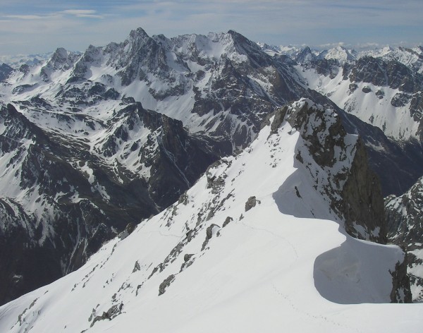 #4 Aig. de Chambeyron : Parcours d Aig. de Chambeyron : Parcours d'arête au dessus du col de la Petite Part