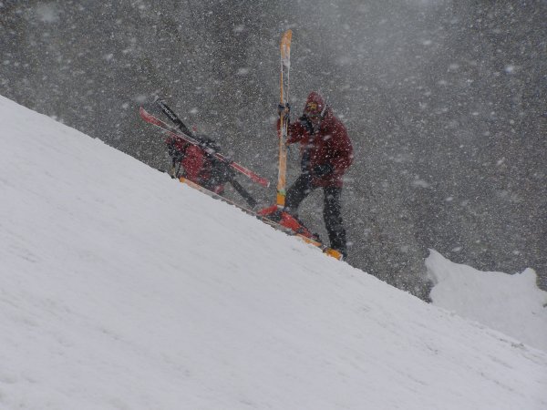 #2 Vive la plage : Remontée au col de l Vive la plage : Remontée au col de l'Evêque sous une météo très clémente ! (photo David Georges)