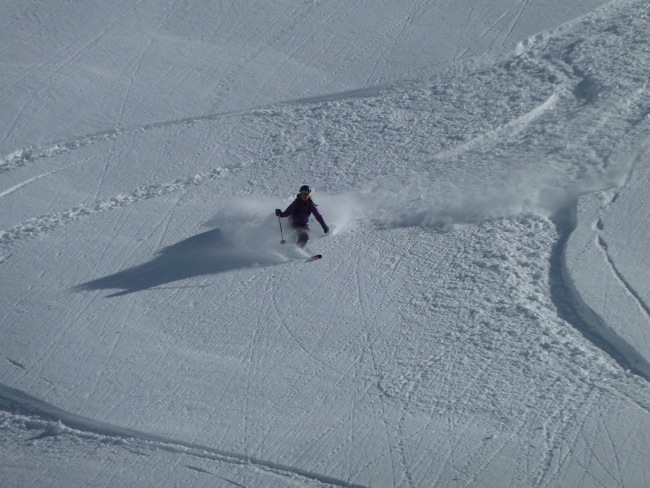 #13 Mumu en skis new school : on la reconnait plus elle sait plus faire la godille ! Mumu en skis new school : on la reconnait plus elle sait plus faire la godille !