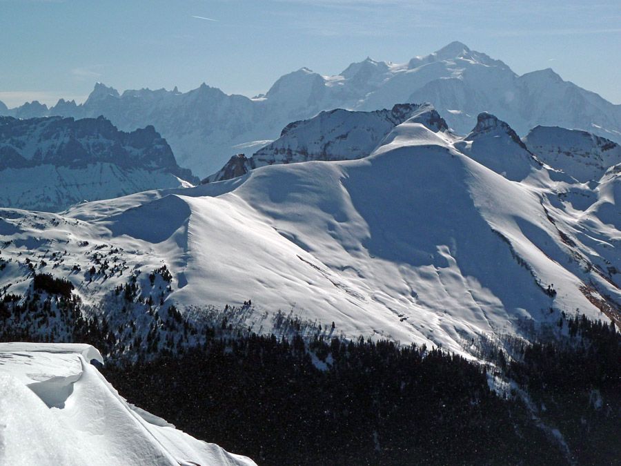 #8 Couloirs de Frémieux : Le Mt Blanc et la pointe d Couloirs de Frémieux : Le Mt Blanc et la pointe d'Areu.