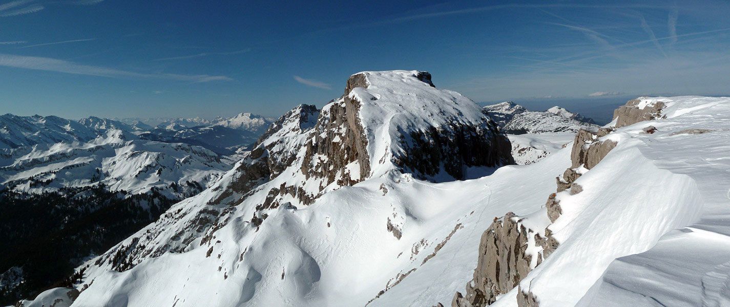 #7 Couloirs de Frémieux : Vue sur le Bargy depuis le point 2229m Couloirs de Frémieux : Vue sur le Bargy depuis le point 2229m
