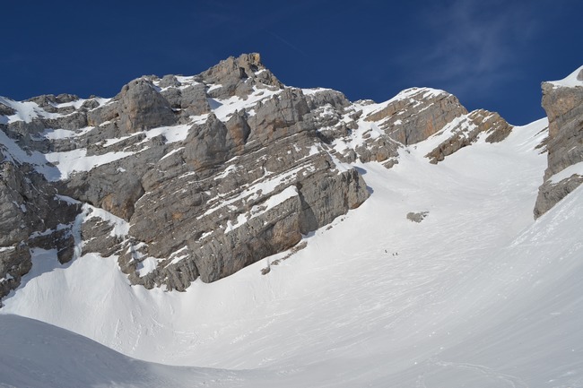 #4 Col du Rasoir (4) : De l Col du Rasoir (4) : De l'autre coté du verrou, avant la pente finale, les perspectives se creusent