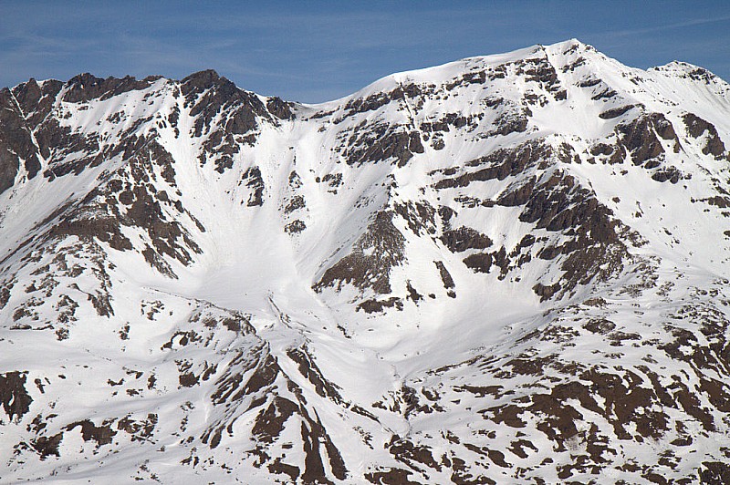 #1 Crètes de Vallonbrun : Il reste encore un peu de neige au dessus de 2200m, mais le bas est bien pelé Crètes de Vallonbrun : Il reste encore un peu de neige au dessus de 2200m, mais le bas est bien pelé