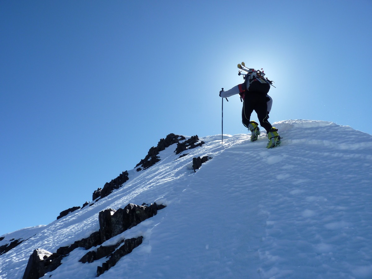 #6 Sortie au point 3092 m : Avec le soleil qui nous attend Sortie au point 3092 m : Avec le soleil qui nous attend