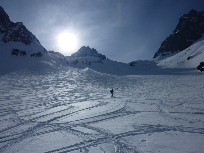 #9 Entre l Entre l'ancien glacier du Puys Gris et la combe des Roches, une neige avec une qualité variable, poudre 20cm, croûtée, soufflée, moquette.