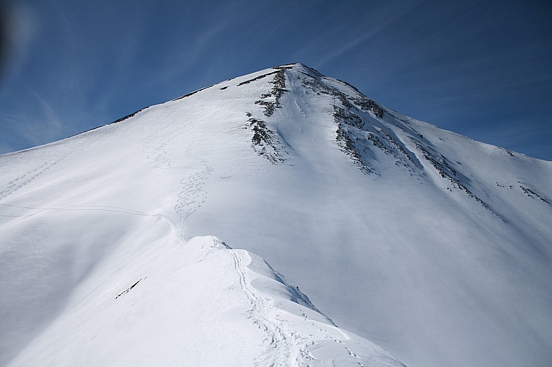 #11 Facette NE du Grand Agnelin : et l Facette NE du Grand Agnelin : et l'arête qui s'en suit.