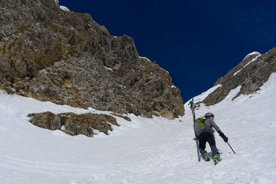 #4 Sous le Col : casque de rigueur Sous le Col : casque de rigueur