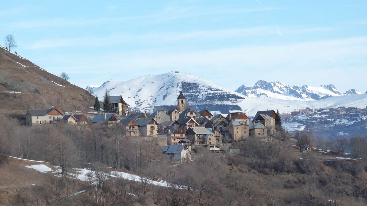 #3 Le Rochail : Villard Notre-Dame et l Le Rochail : Villard Notre-Dame et l'Alpe d'Huez: 2 architectures alpines bien différentes