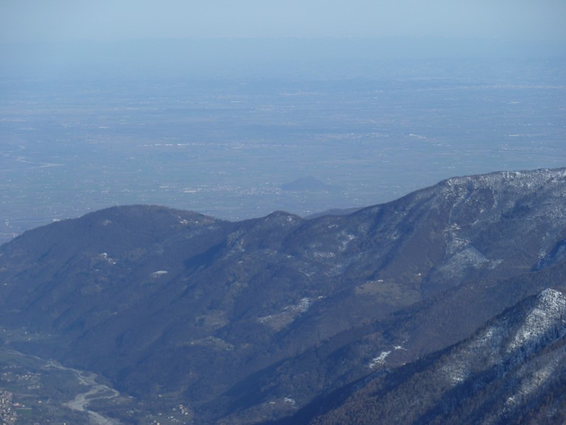#13 L L'Italie : Sa plaine industrille fait moins envie que ses beaux couloirs