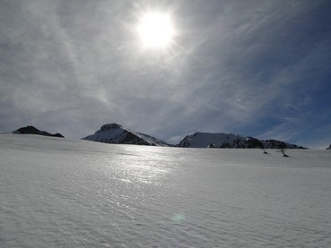 #1 neige vitifié : Neige qui brille au soleil neige vitifié : Neige qui brille au soleil