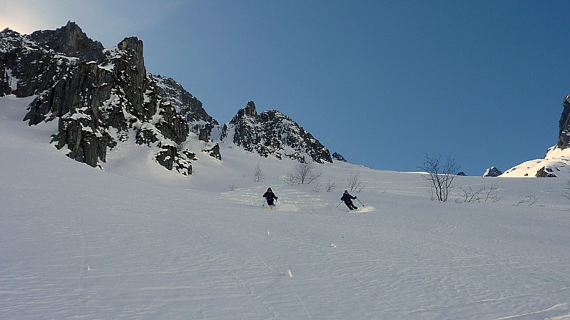 #5 puy 5 : encore une bonne poudre un peu tassée puy 5 : encore une bonne poudre un peu tassée
