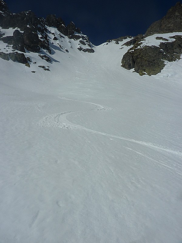 #10 Sous la côte 2512m : Un peu tard, mais du bon ski quand même. Sous la côte 2512m : Un peu tard, mais du bon ski quand même.