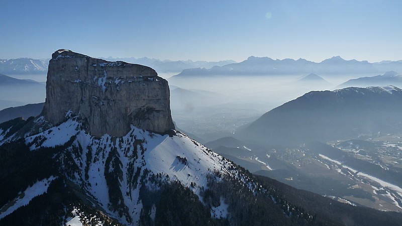 #4 Vue du sommet : Mont Aiguille et Trièves Vue du sommet : Mont Aiguille et Trièves