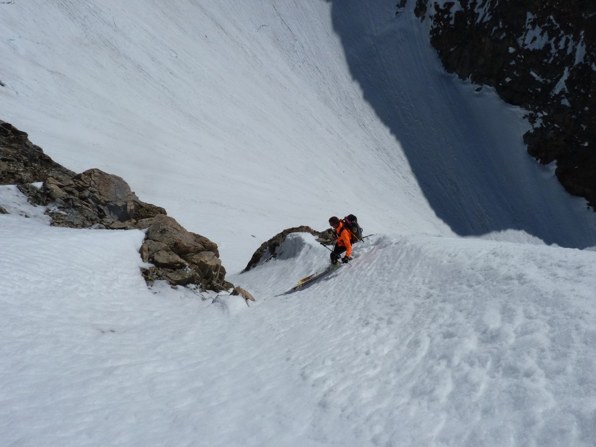 #8 Petit couloir : Pour passer la barre supérieur Petit couloir : Pour passer la barre supérieur