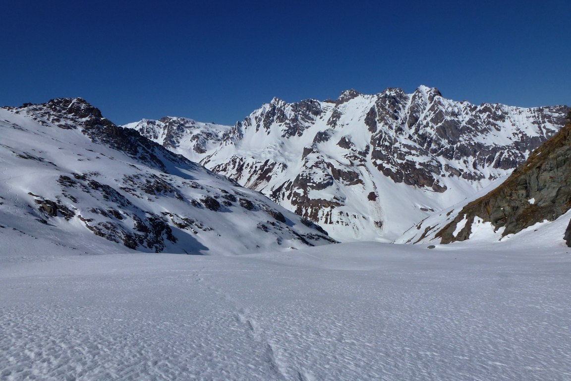 #4 Coup d Coup d'oeil dans le rétro : Depuis le cirque du Génépy.