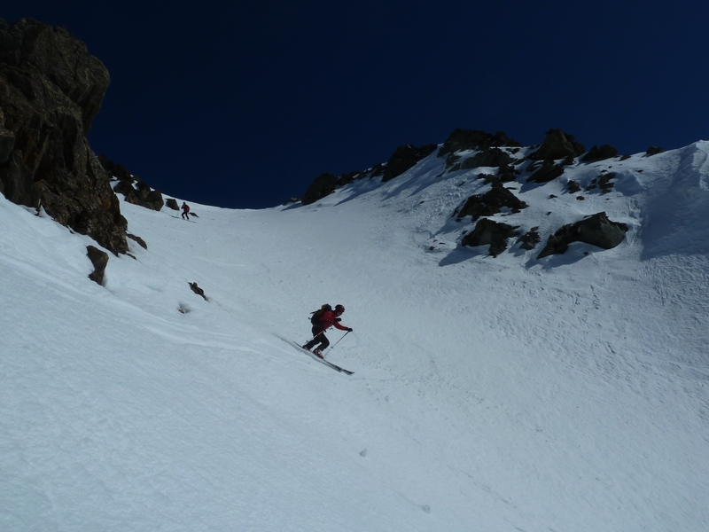 #14 Tour des 7 laux : Couloir SW du Rocher Blanc en moquette parfaite. Tour des 7 laux : Couloir SW du Rocher Blanc en moquette parfaite.