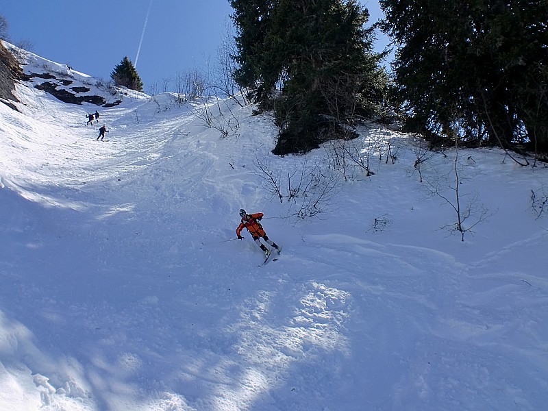#6 mont coin : couloir qui rejoint le barrage de st guérin mont coin : couloir qui rejoint le barrage de st guérin