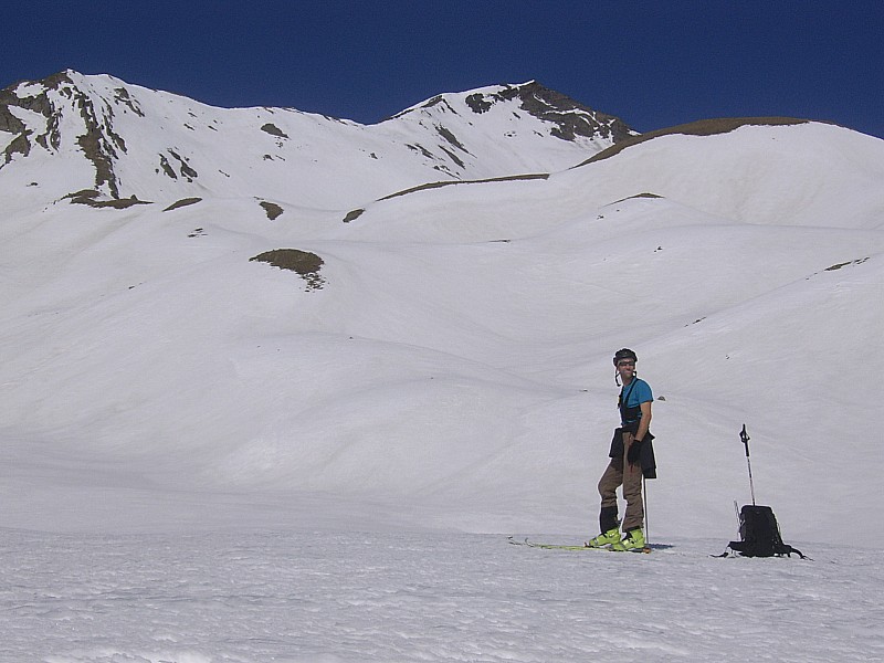 #3 combe du goléon : jéjé devant la cible . il fait déjà chaud combe du goléon : jéjé devant la cible . il fait déjà chaud