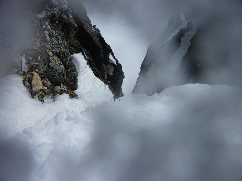 #6 Le couloir clarétien jumelé : Un peu de neige sur l Le couloir clarétien jumelé : Un peu de neige sur l'objectif