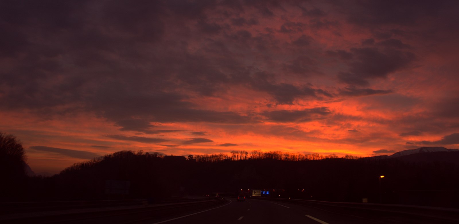 #1 Ca commence bien..... sur l Ca commence bien..... sur l'autoroute, c'est déjà beau