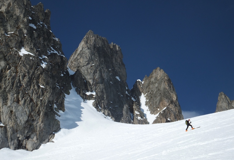 #2 montée : en face est montée : en face est