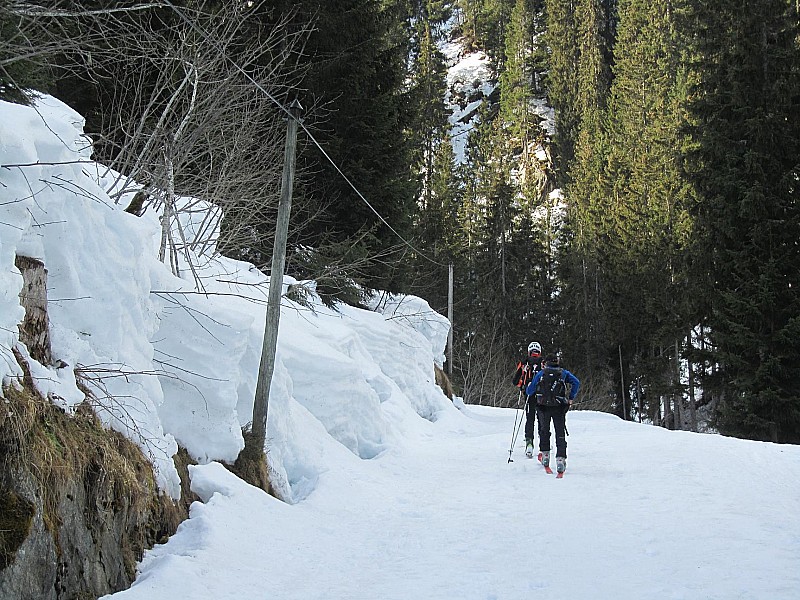 #2 PTE de Riondet : épaisseur de neige qui ferait rêver dans le Mercantour PTE de Riondet : épaisseur de neige qui ferait rêver dans le Mercantour