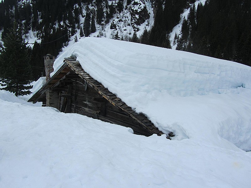 #3 PTE de Riondet : Chalet bien chargé encore PTE de Riondet : Chalet bien chargé encore