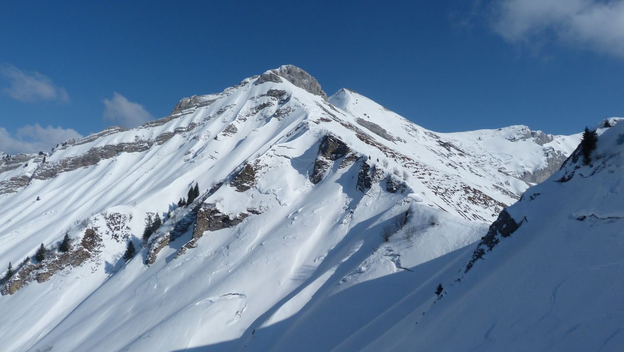 #8 Tré le Mollard : Le soleil enjolive ces pentes austères Tré le Mollard : Le soleil enjolive ces pentes austères