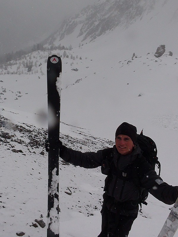 #8 Dernière remontée : Les skis à la main pour Antho, une fois n Dernière remontée : Les skis à la main pour Antho, une fois n'est pas coutume