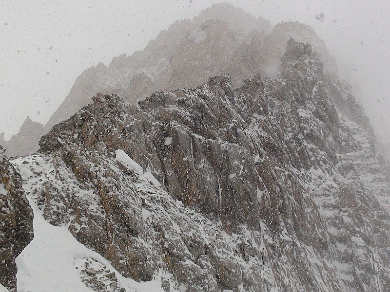 #5 Pointe de la Saume : son arête SE depuis la brèche, et sous la neige! Pointe de la Saume : son arête SE depuis la brèche, et sous la neige!