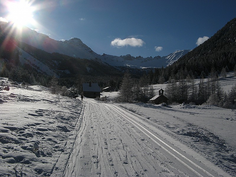#1 Piste de ski de fond : Montée sur la piste de ski de fond depuis Le Lans Piste de ski de fond : Montée sur la piste de ski de fond depuis Le Lans