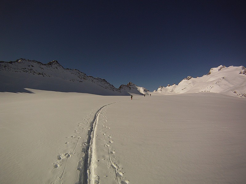 Oberalpstock : Montée au petit matin.