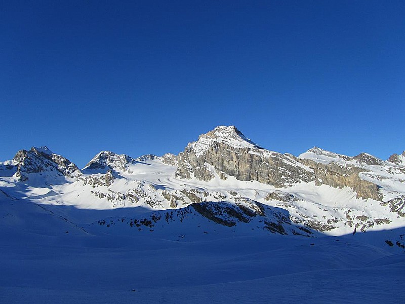 J2 Pointe Palettaz nord : Vu sur le Glacier de Tsanteleina et la Granta Parei