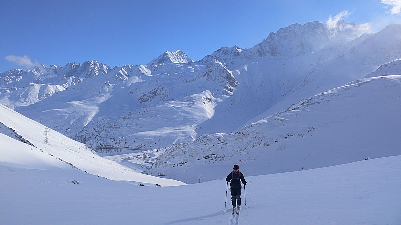 #1 Combe de drône : Grand Combin, Vélan en fond, sous le soleil Combe de drône : Grand Combin, Vélan en fond, sous le soleil