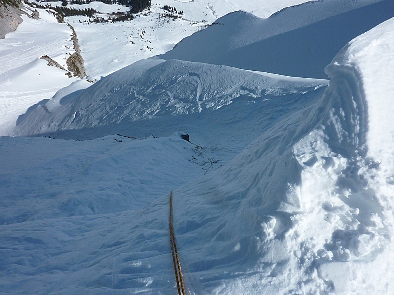 #4 Couloir du Clocher : Le rappel (20m) et la rampe du haut. Couloir du Clocher : Le rappel (20m) et la rampe du haut.