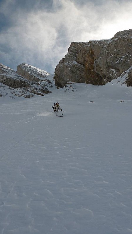 #13 Couloir Combas : Très bonne neige dans la Blonnière Couloir Combas : Très bonne neige dans la Blonnière