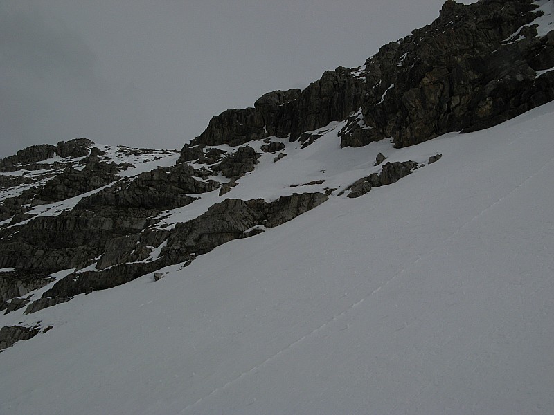 #9 Brêche en descente : Passage d Brêche en descente : Passage d'une brêche à l'ouest de la Turge de Peyron vers 2450m à éviter!