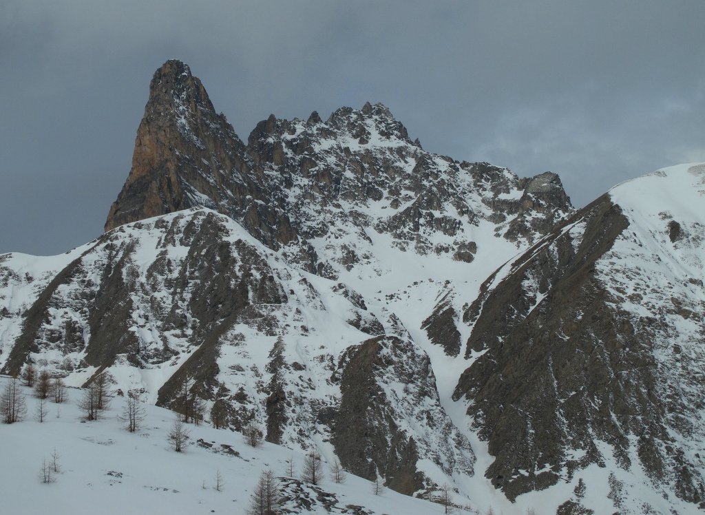 #1 L L'Aiguille Pierre André