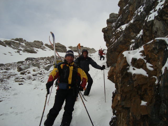 #9 couloir SE : pas de neige mais des grands sourires couloir SE : pas de neige mais des grands sourires