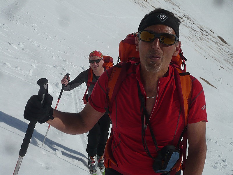 #1 Sotty : Bernard et Patou au col de Balafrasse Sotty : Bernard et Patou au col de Balafrasse