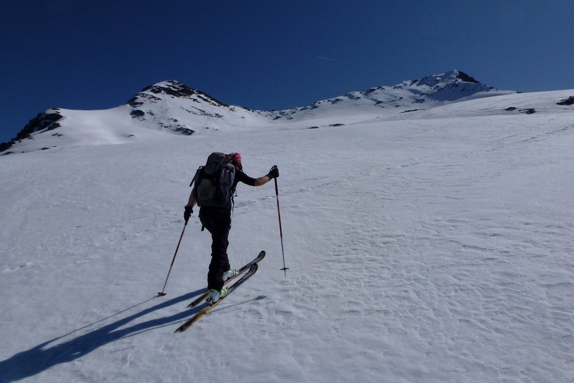 #16 La débonnaire combe finale : Avec la Grande Muraille à Gauche et la Pointe de Freydon à droite. La débonnaire combe finale : Avec la Grande Muraille à Gauche et la Pointe de Freydon à droite.